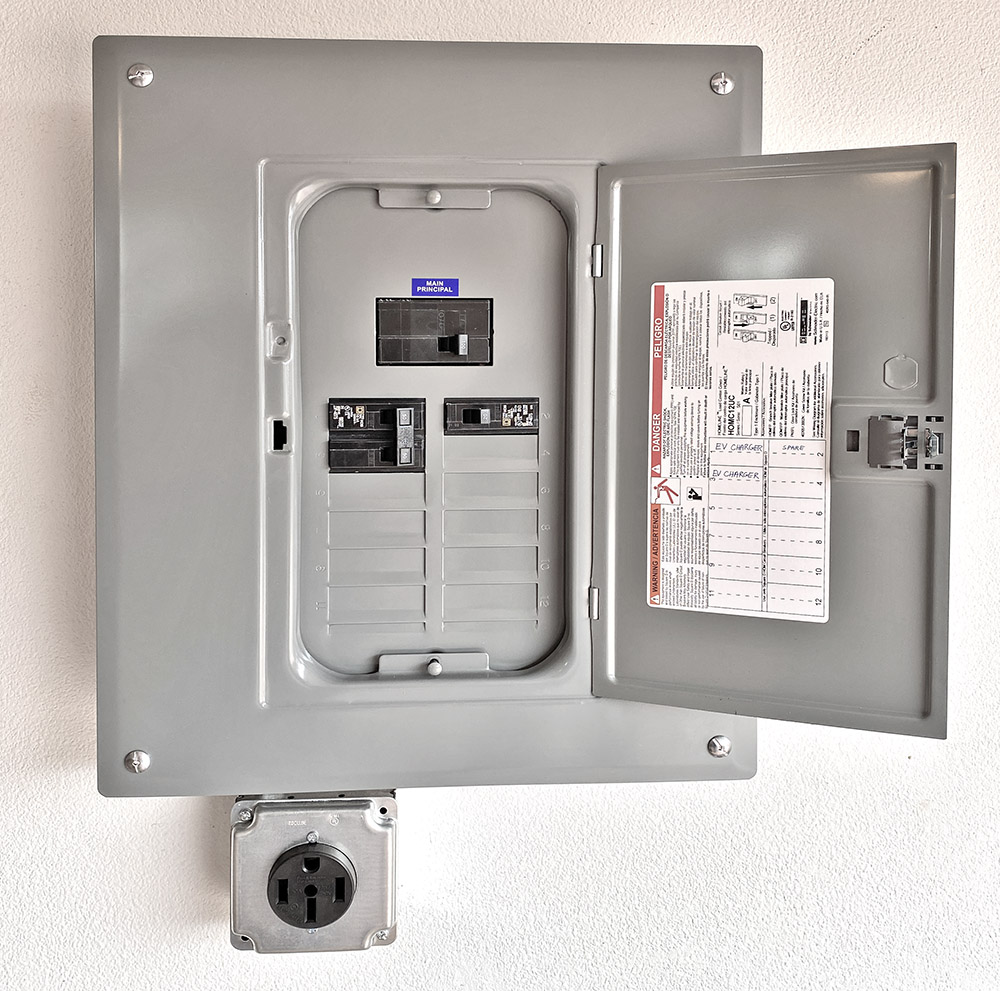 100 amp subpanel in a garage in Sedona with a 50 amp NEMA 14-50 outlet for EV charging